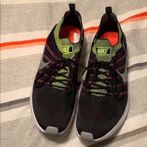 Men’s Nike flyknit racer